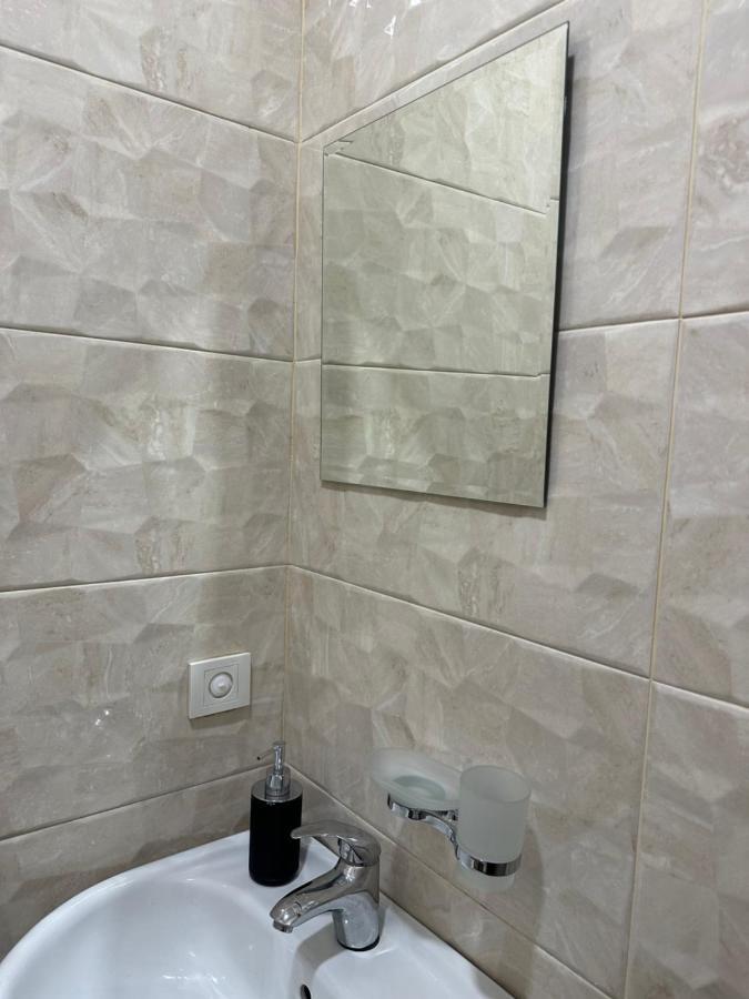 Nid Hotel Тбилиси Экстерьер фото
