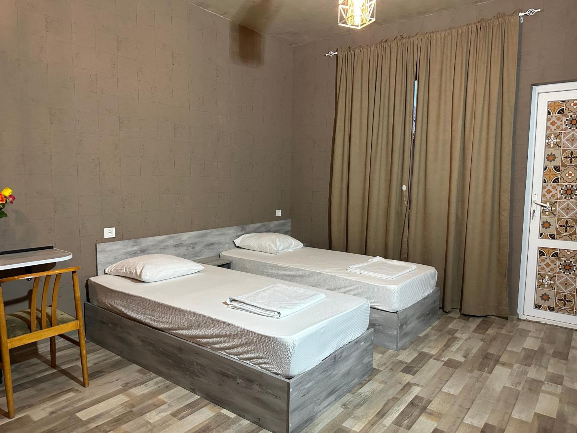 Nid Hotel Тбилиси Экстерьер фото